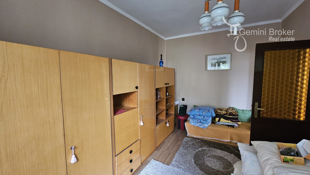 Vilmány - 5 izbový rodinný dom aj  na trvalé bývanie výborný stav