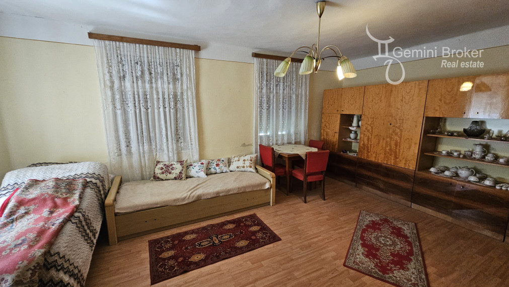 Bózsva - 3 nehnuteľnosti na veľkom pozemku