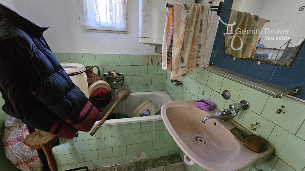 Bózsva - 3 nehnuteľnosti na veľkom pozemku