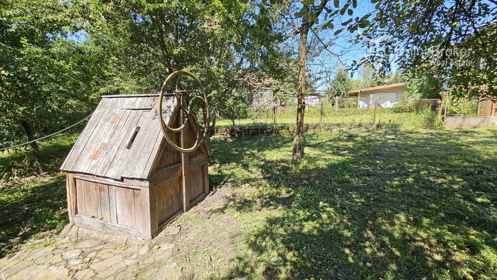 Bózsva - 3 nehnuteľnosti na veľkom pozemku