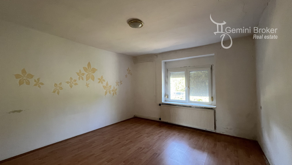 Hidvégardó - 2 izbový rodinný dom, plastové okná