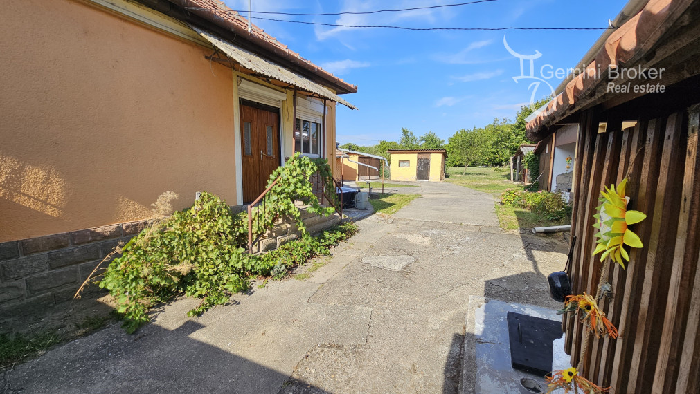 Bogács - investičná príležitosť, 2 domy na jednom pozemku