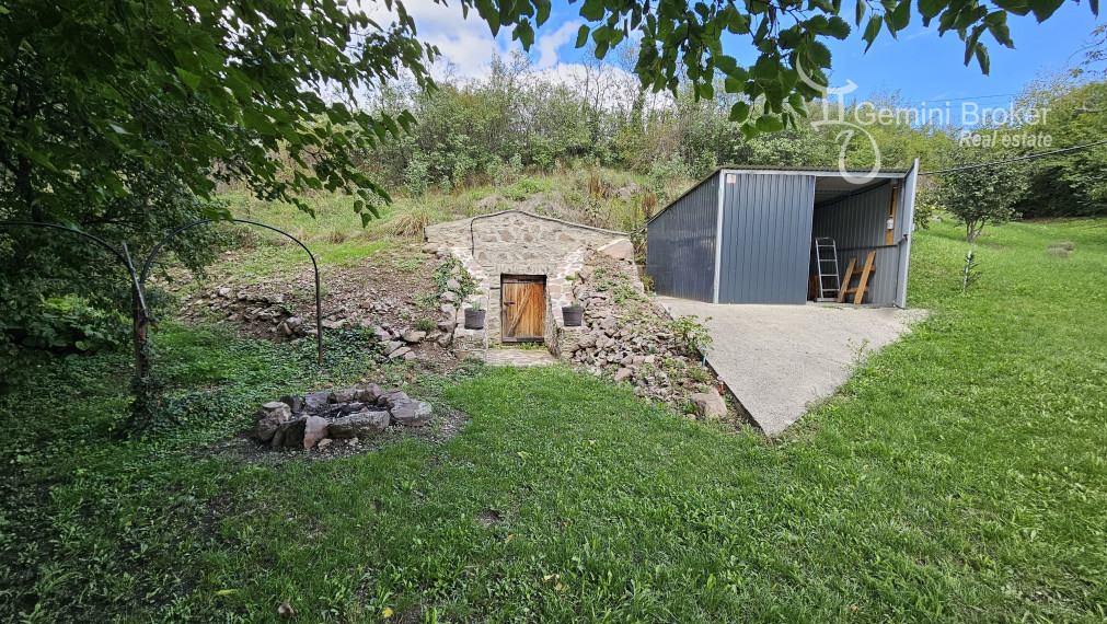 Fony - rodinný dom v krásnej prírode, bez susedov ideálne na chalupu