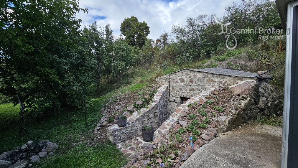 Fony - rodinný dom v krásnej prírode, bez susedov ideálne na chalupu