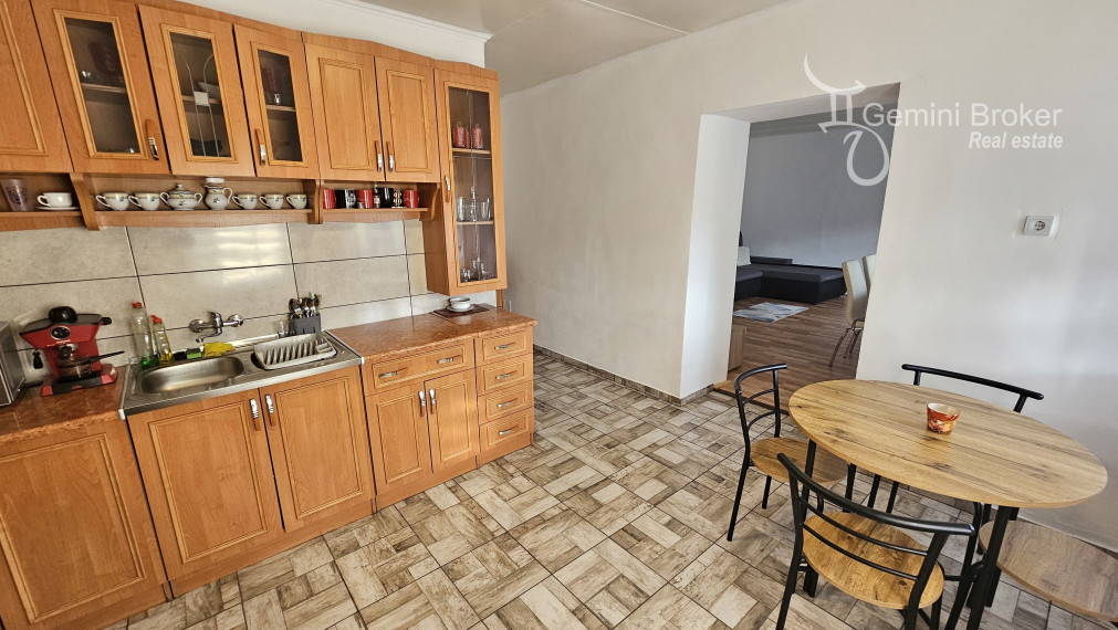 Kovácsvágás - 2 izbový rodinný dom vo výbornom stave, čiastočná rekonštrukcia