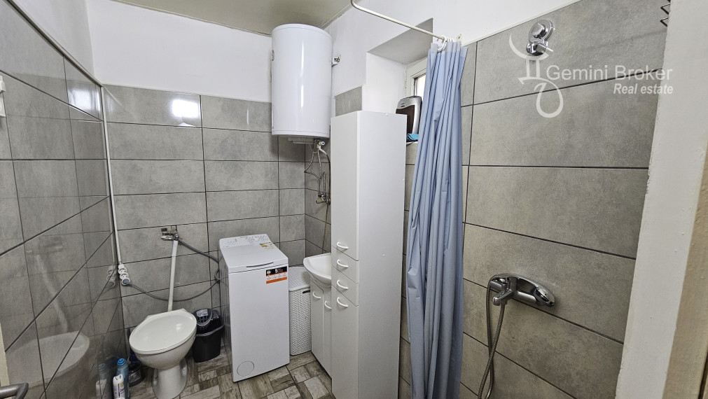 Kovácsvágás - 2 izbový rodinný dom vo výbornom stave, čiastočná rekonštrukcia