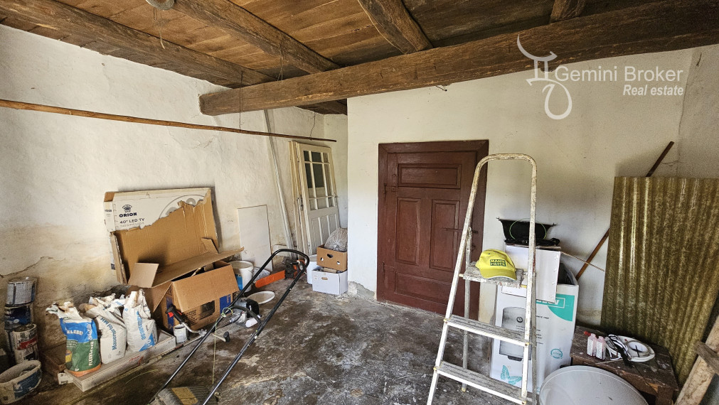 Kovácsvágás - 2 izbový rodinný dom vo výbornom stave, čiastočná rekonštrukcia