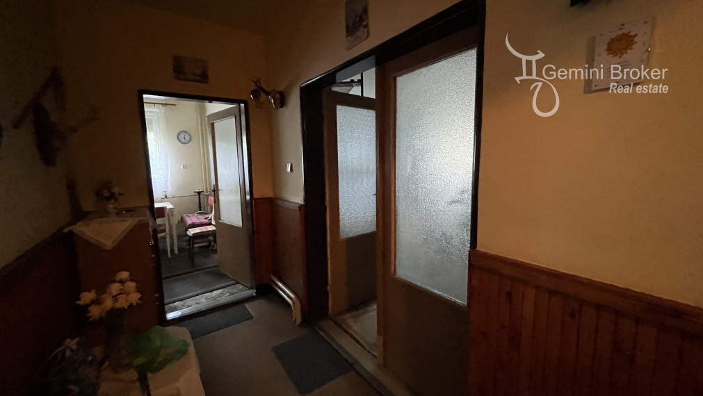 Šaca - 5 izbový rodinný dom s peknou záhradou