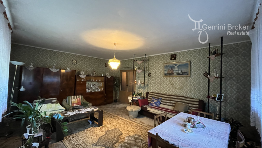 Šaca - 5 izbový rodinný dom s peknou záhradou