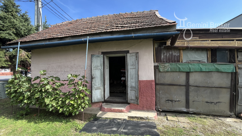 Šaca - 5 izbový rodinný dom s peknou záhradou