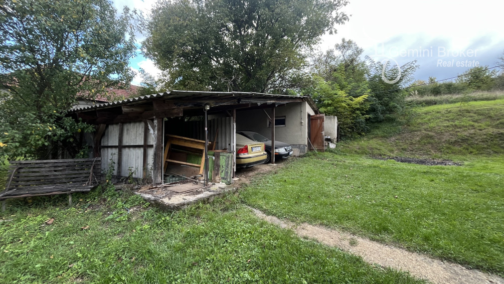 Szuhogy  - 3 izbový rodinný dom