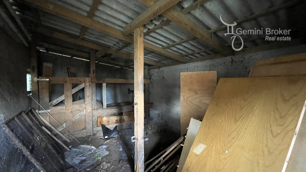 Szuhogy  - 3 izbový rodinný dom