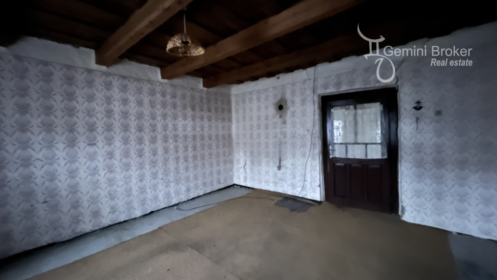 GEMINIBROKER - 5I chalupa pri vodnej nádrži Rakaca v Meszes - Maďarsko