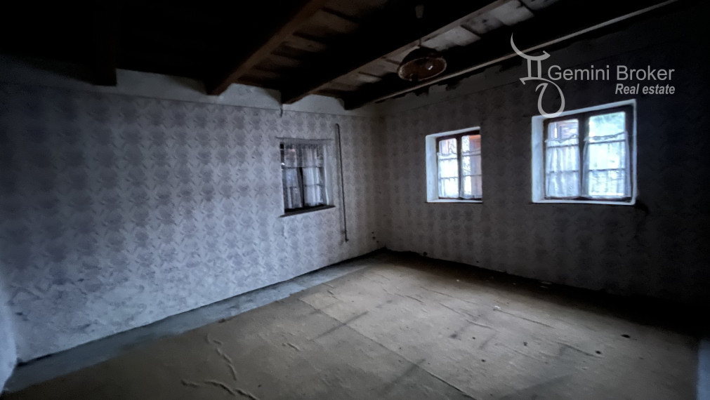 GEMINIBROKER - 5I chalupa pri vodnej nádrži Rakaca v Meszes - Maďarsko