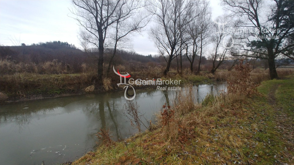 GEMINIBROKER - 5I chalupa pri vodnej nádrži Rakaca v Meszes - Maďarsko