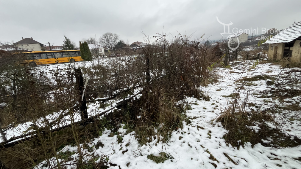 RD s veľkým pozemkom 4800m2 v meste Szendrő - GEMINIBROKER