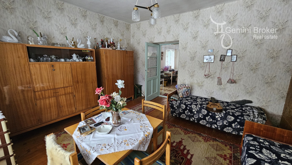 Kishuta - 2 izbový  rodinný dom na peknom pozemku pod lesom