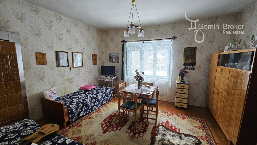 Kishuta - 2 izbový  rodinný dom na peknom pozemku pod lesom