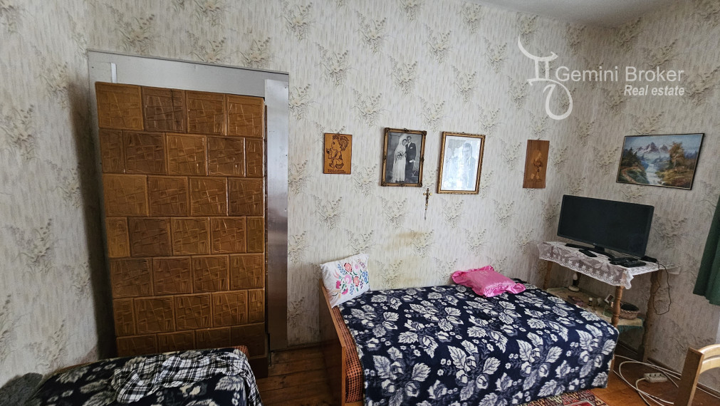 Kishuta - 2 izbový  rodinný dom na peknom pozemku pod lesom