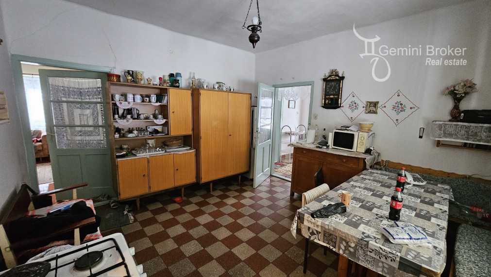 Kishuta - 2 izbový  rodinný dom na peknom pozemku pod lesom