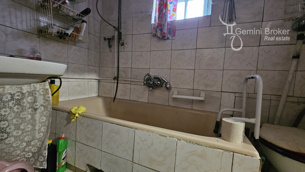 Kishuta - 2 izbový  rodinný dom na peknom pozemku pod lesom