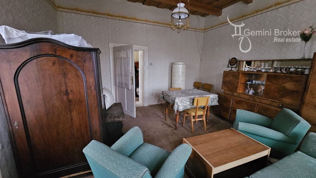 Kovácsvágás - 3 izbový rodinný dom, stodola pod lesom