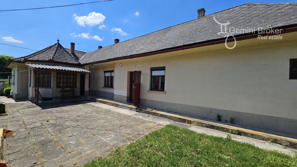 Bozsva - 3 izbový dom  vo výbornom stave