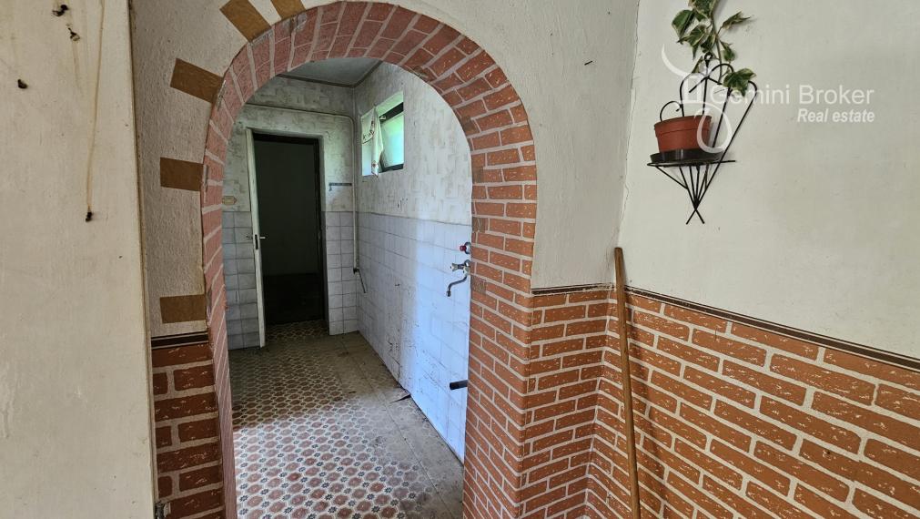 Hidasnémeti - 2 izbová chalupa na peknom veľkom pozemku blízko Košíc