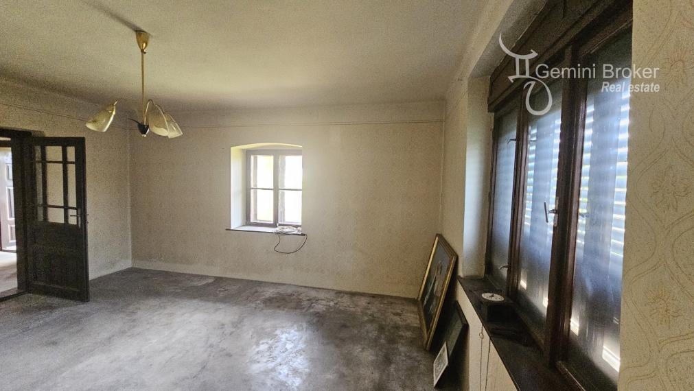 Méra - 3 izbový rodinný dom s letnou kuchyňou