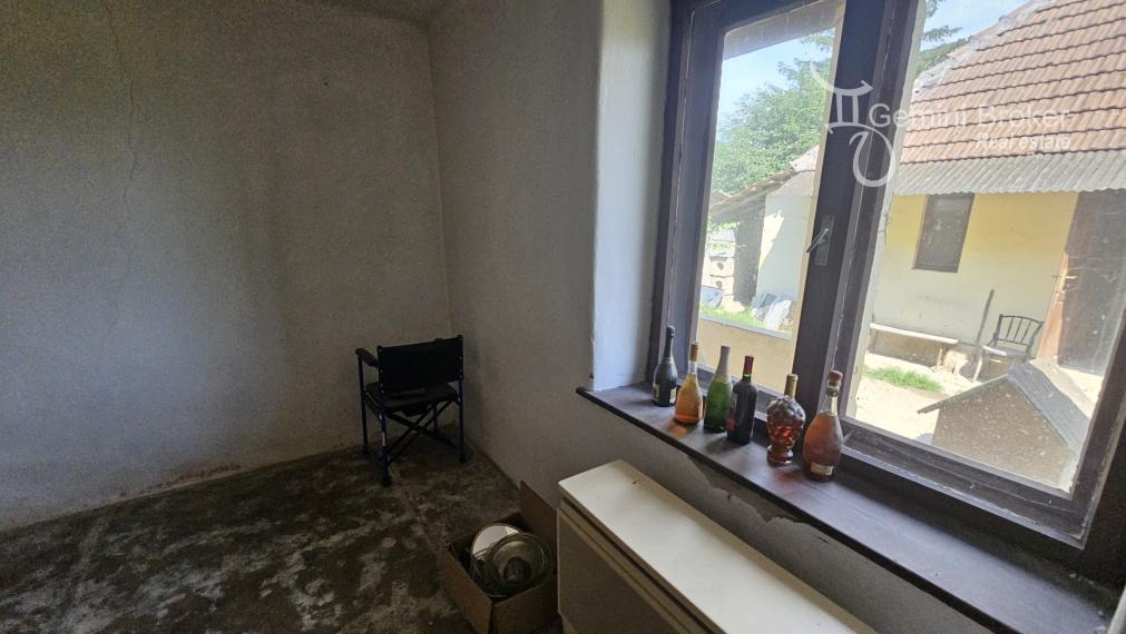 Méra - 3 izbový rodinný dom s letnou kuchyňou