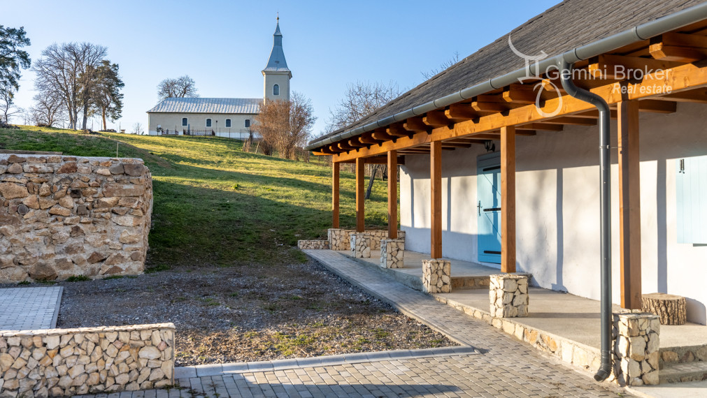 Vilyvitány-  výnimočná  chalupa - kompletná rekonštrukcia