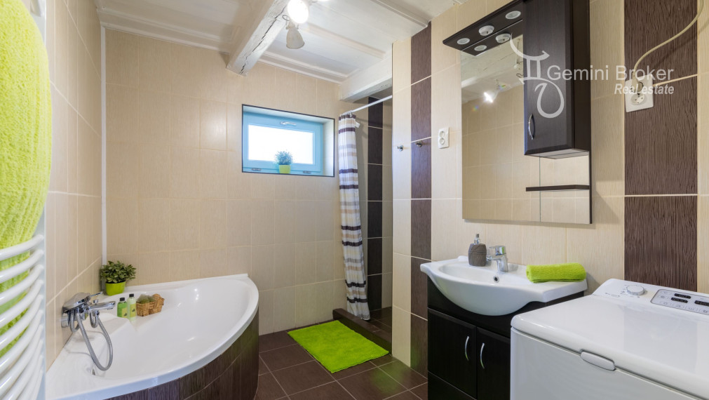 Vilyvitány-  výnimočná  chalupa - kompletná rekonštrukcia