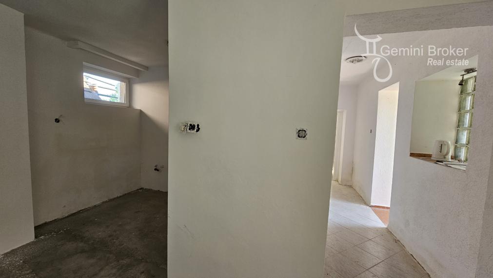 Alsóregmec - 3 izbový rodinný dom, čiastočná rekonštrukcia