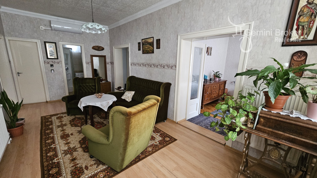 Forro - 3 izbový RD, výborný stav, 0,5ha pozemok,  dva domy na pozemku