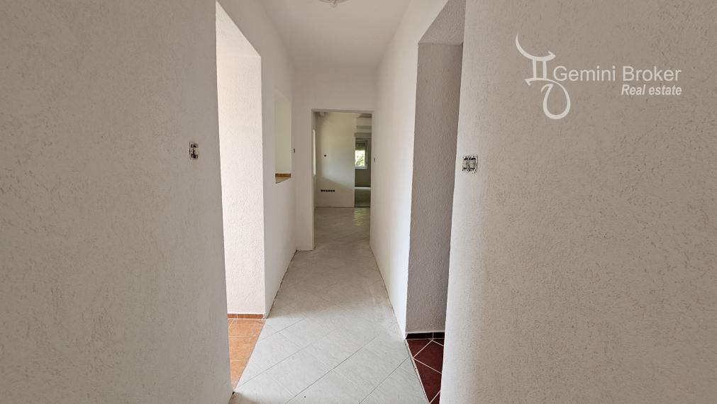 Alsóregmec - 3 izbový rodinný dom, čiastočná rekonštrukcia