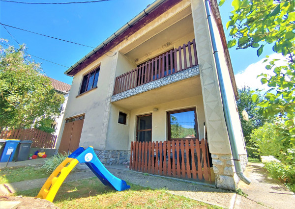 Szögliget - len 50 km od Košíc - pekný 2-podlažný rodinný dom