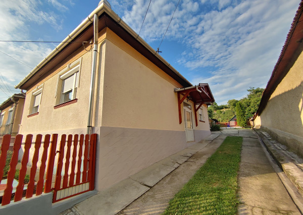 Szuhogy - 1h od KE - krásny RD po rekonštrukcii s veľkým pozemkom