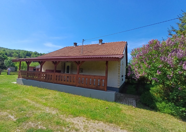 SZIN - 20 ročný 3izbový  prerobený rodinný dom