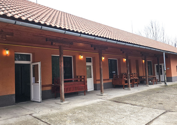 Pálháza - na predaj obchodné priestory