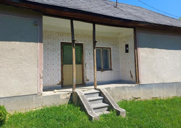 TORNASZENTJAKAB - 2 izbový vidiecky dom