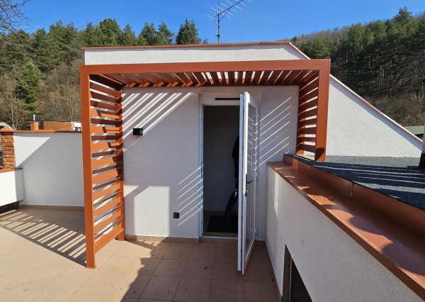 Hollóháza - 3 izbový kompletne zrekonštruovaný byt
