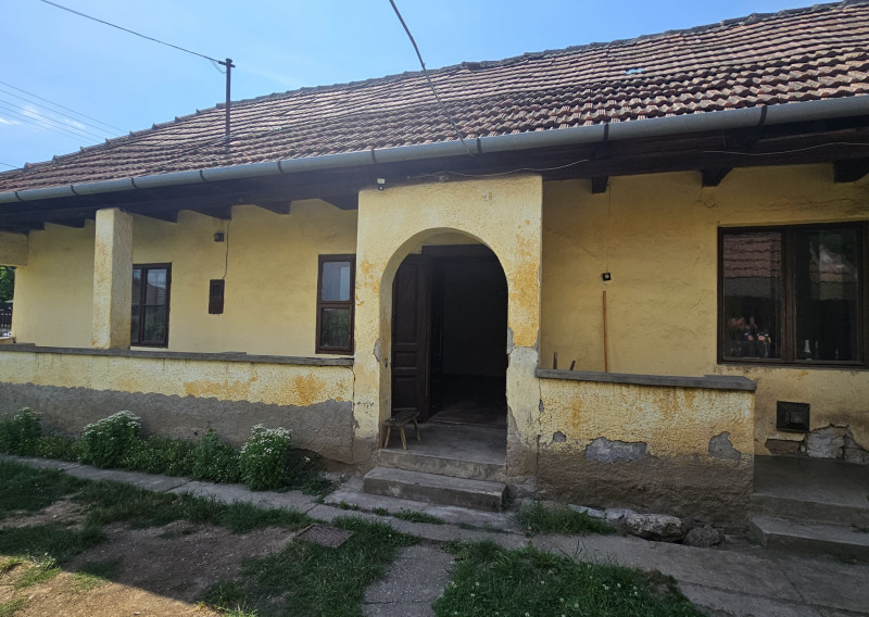 Méra - 3 izbový rodinný dom s letnou kuchyňou
